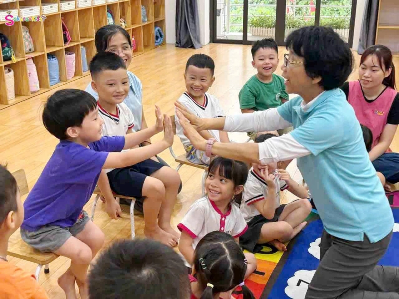 Cùng cô Koga Masako khám phá sách tranh Ehon, nuôi dưỡng tình yêu đọc sách từ sớm