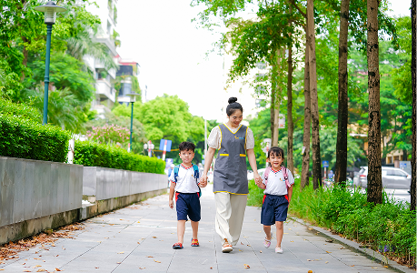 Sakura Kids Minh Khai